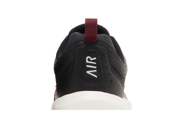 Nike Air Max AP 'Black Team Red'