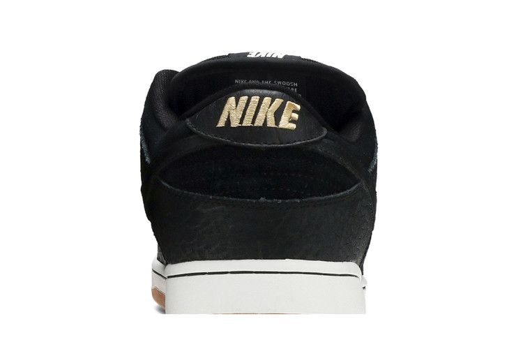 Nike Dunk Low Premium SB QS 'Nontourage'