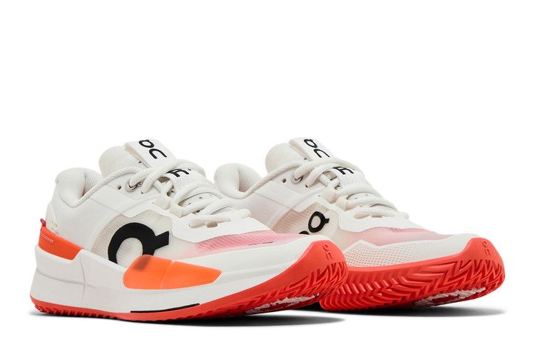 ON Wmns The Roger Pro 2 Clay 'White Flame'