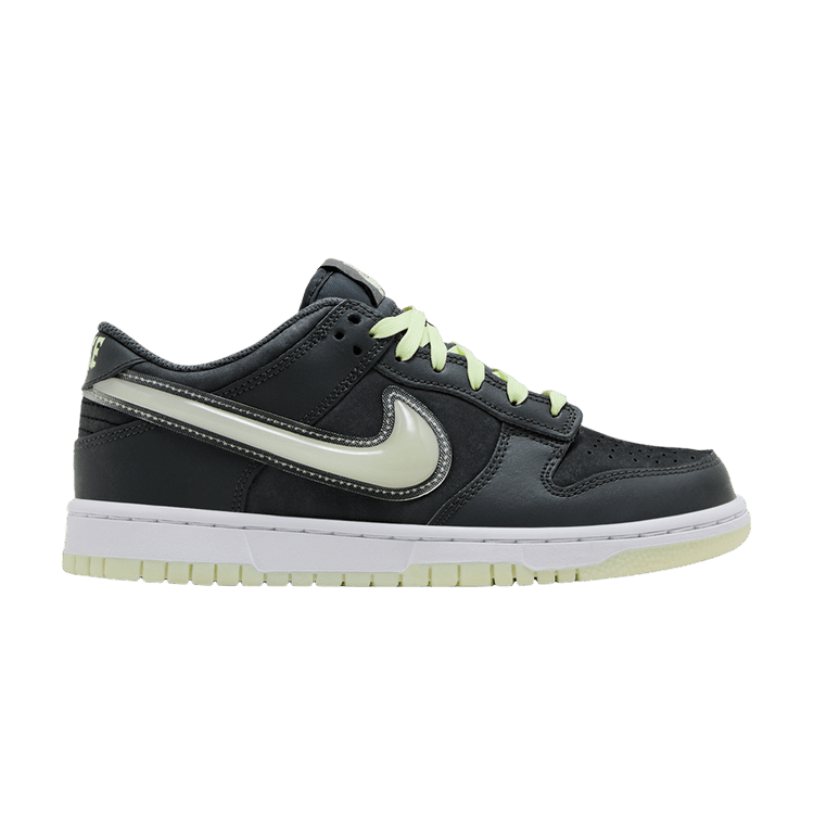 Nike Dunk Low GS 'Halloween - Glow In The Dark'