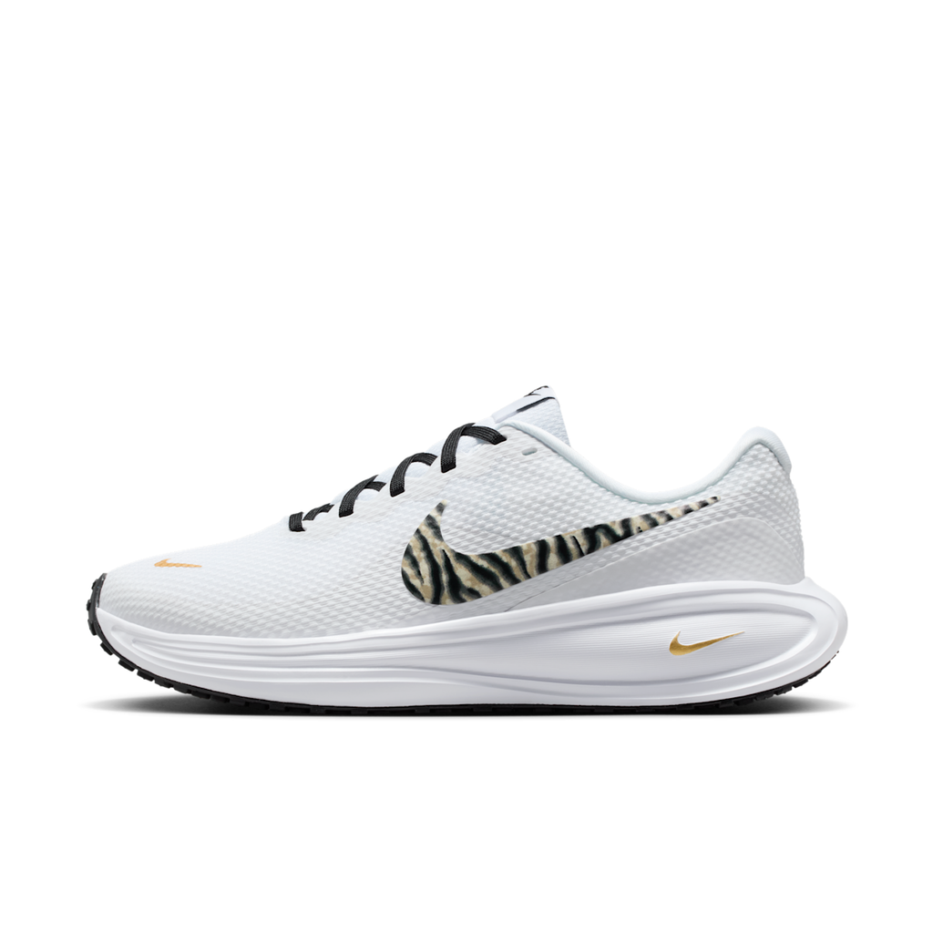 Women's Revolution 8 Road Running Shoes