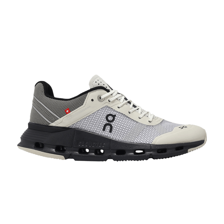 ON Wmns Cloudnova Z5 Rush 'Pearl Black'