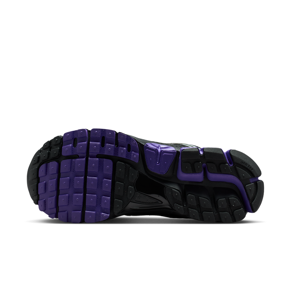 Women's Zoom Vomero 5 Shoes with Reflective Accents
