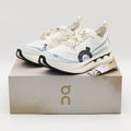 3ME30720813 Dover Street Market (DSM) Ã On Cloudboom Zone White (Men's)