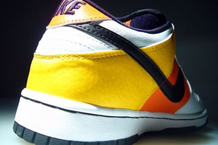 Nike Dunk Low Pro SB 'Raygun' — Orange Flash/Black-White