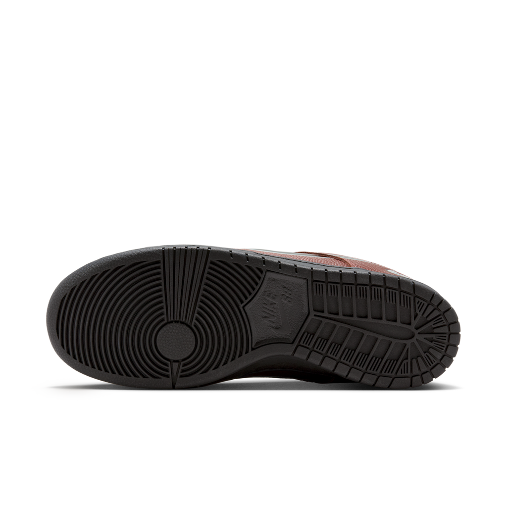 Men's  SB Dunk Low Pro Skate Shoes
