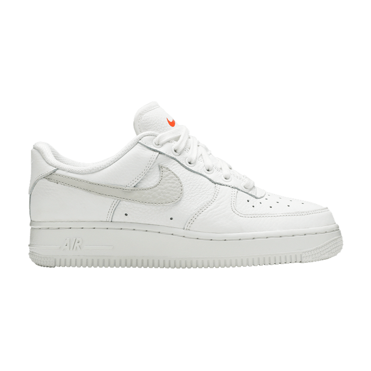 Nike Wmns Air Force 1 '07 'Light Bone'