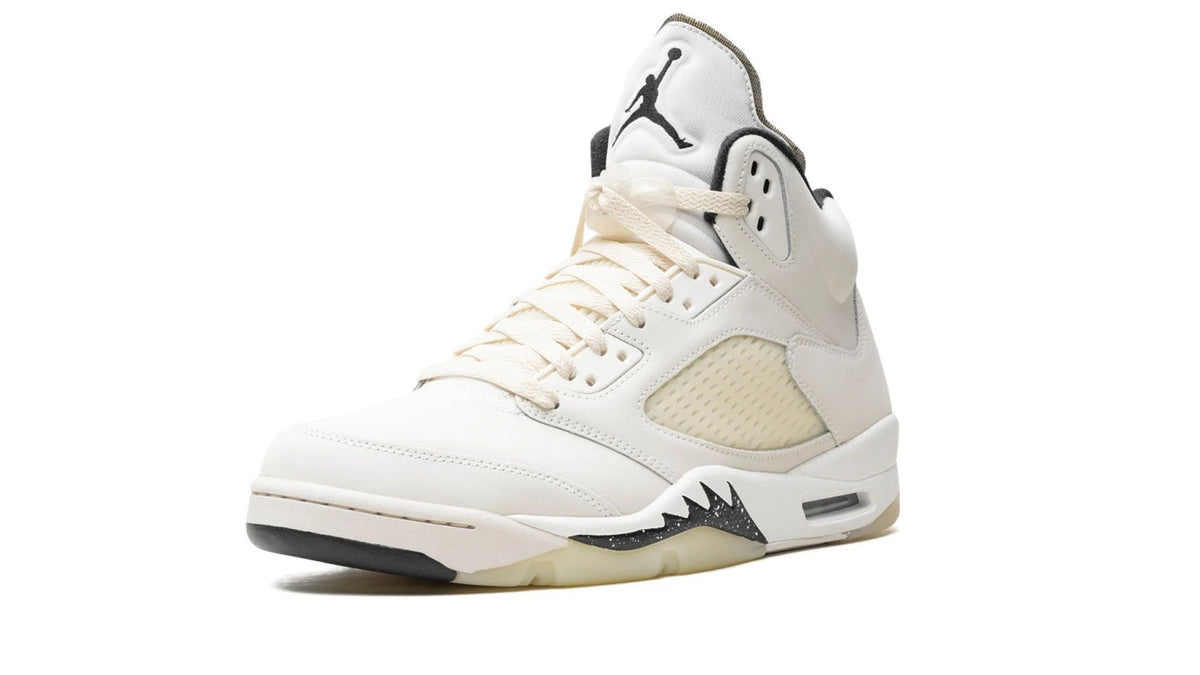 Air Jordan 5 Retro SE Sail - Classic Neutral Leather Sneaker with Iconic Design