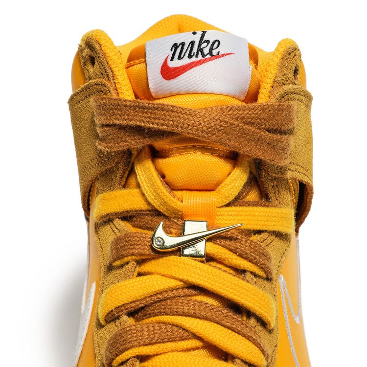Nike Wmns Dunk High SE 'First Use Pack - University Gold'