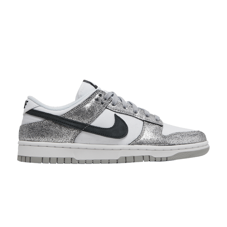 Nike Wmns Dunk Low 'Golden Gals'