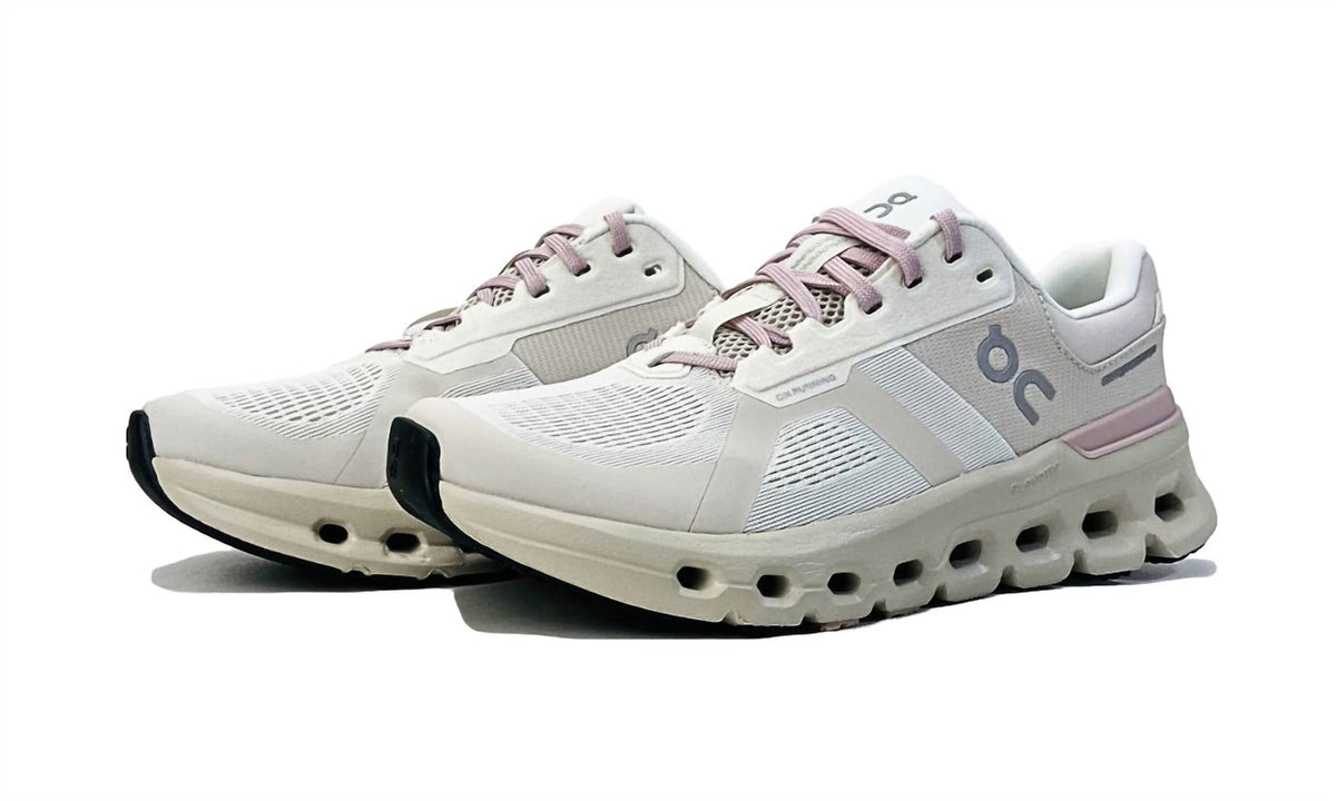 Women's Cloudrunner 2 Running Shoes In Silver/mauve