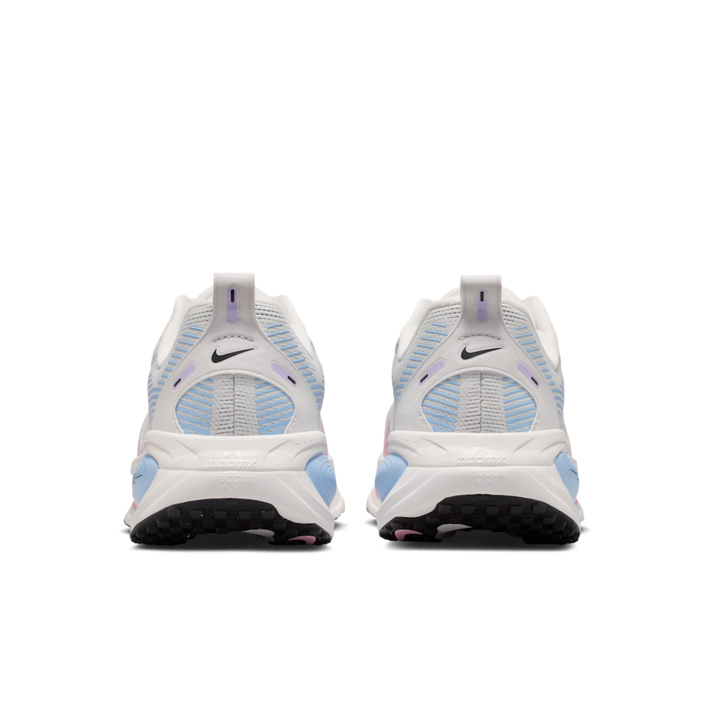 Women's Vomero 18 Road Running Shoes