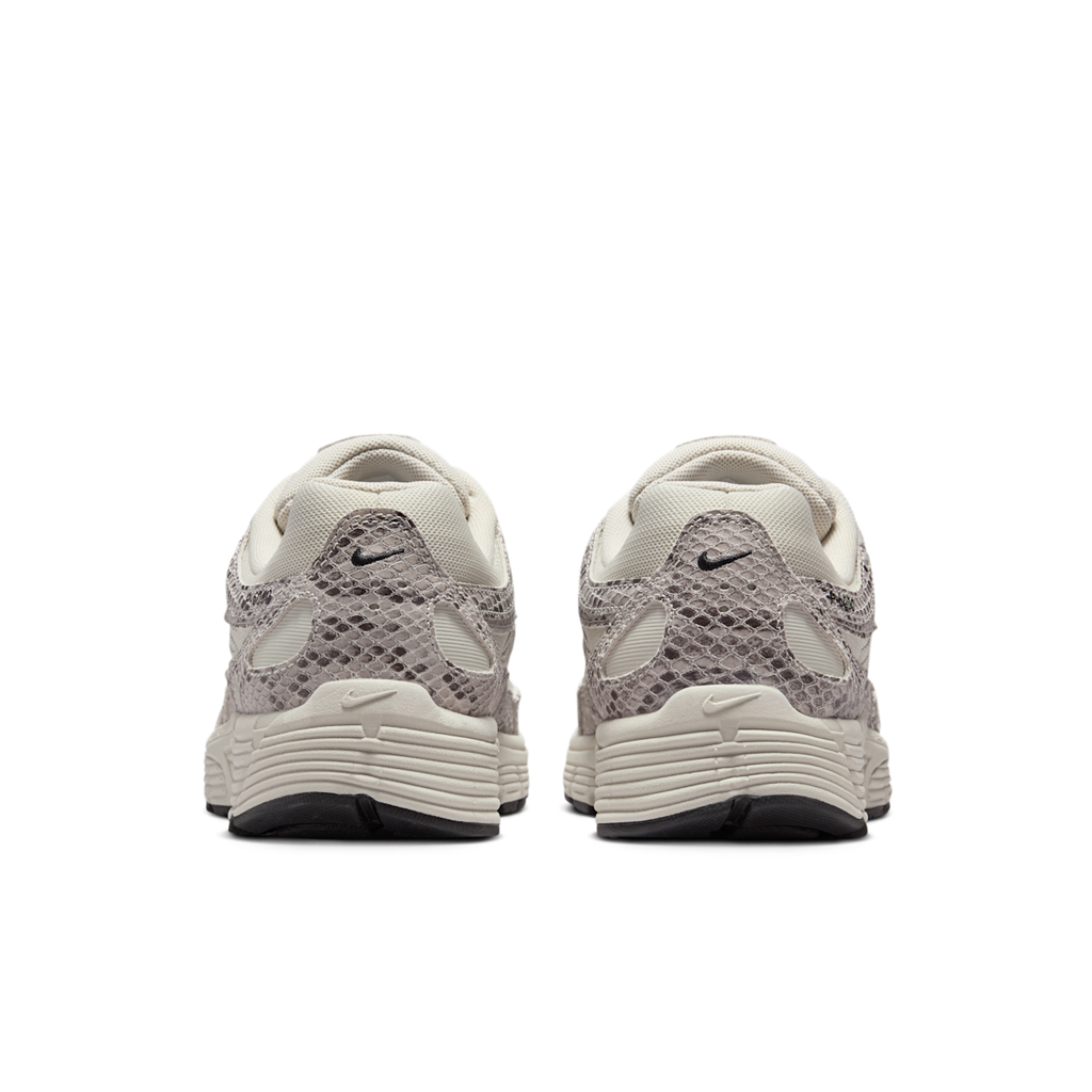 Women's P-6000 SE Shoes