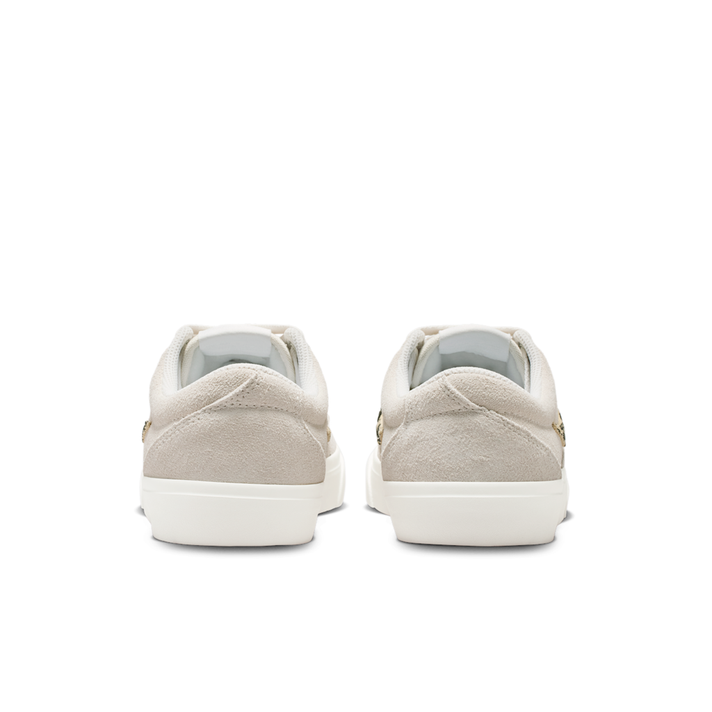 Women's Charge Suede SE Shoes