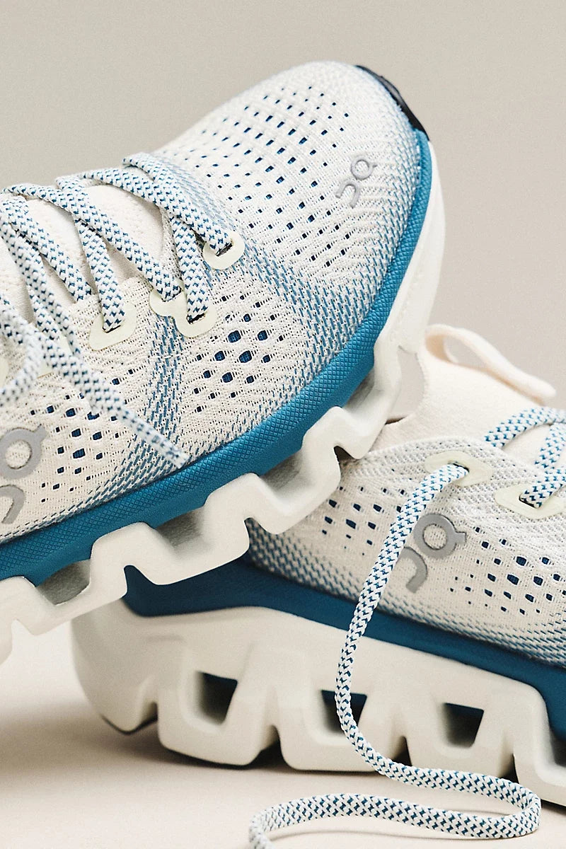On Cloud x Tempo Training Sneakers